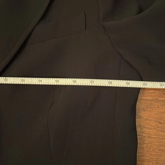 LOUBEN 🇨🇦 vintage long Blazer women’s 12 TALL black on black delicate stripes - Picture 7 of 9